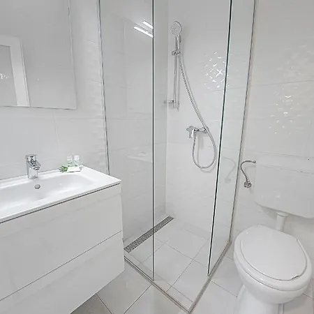 Casablanca Panzio B&B 터터