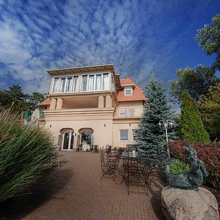 Bed and Breakfast Casablanca Panzio 4*