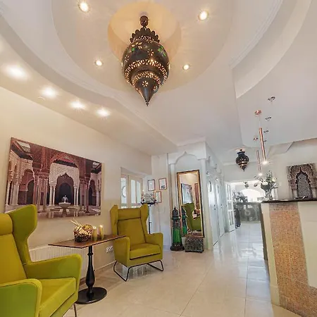 Casablanca Panzio Couette-café 4*