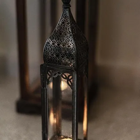 Casablanca Panzio Tata