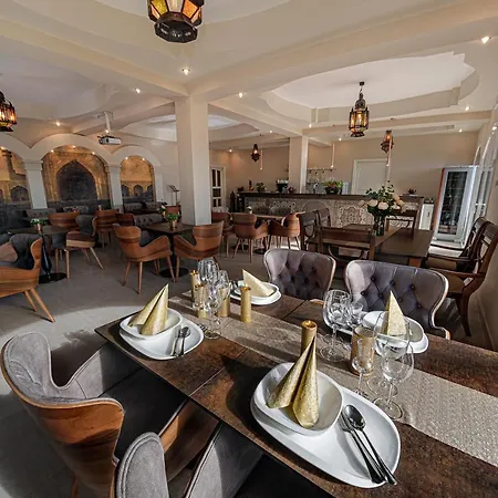 Casablanca Panzio 4* 터터