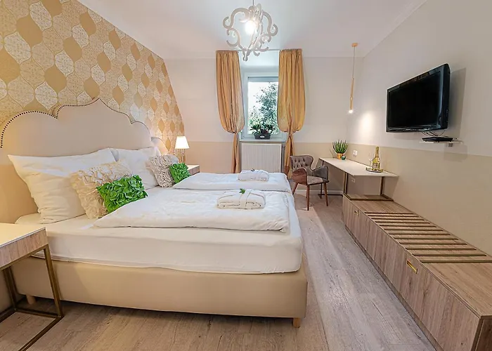 Frühstückspension Casablanca Panzio 4*